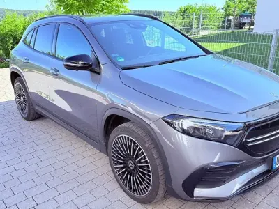 Gebraucht Mercedes EQA350 AMG line Plus 214 kW (292 PS) 2023 Grau SUV