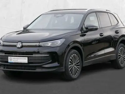 Neu VW Tiguan Life 150 PS (110 kW) 2025 Schwarz SUV