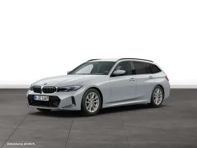 Gebraucht BMW 330 M Sport 258 PS (189 kW) 2026 Grau Kombi