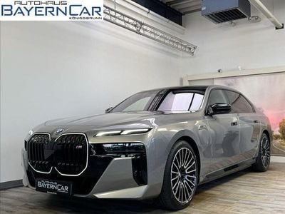 Gebraucht BMW M760 Executive 571 PS (419 kW) 2025 Grau Limousine