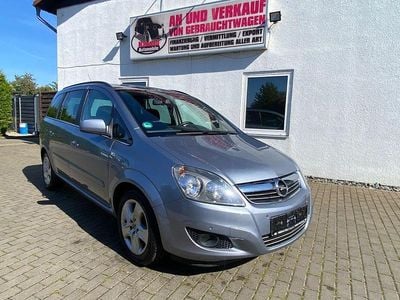 Gebraucht Opel Zafira Design Edition 116 PS (85 kW) 2011 Silber Van / Kleinbus