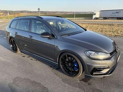 Gebraucht VW Golf VII R 310 PS (228 kW) 2018 Grau Kombi
