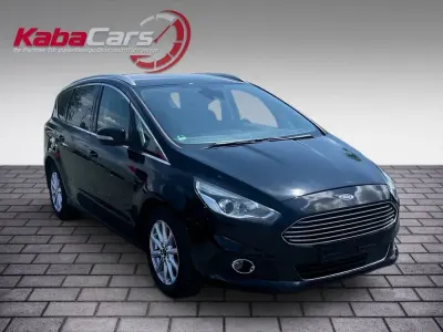 Gebraucht Ford S-MAX Titanium 160 PS (117 kW) 2017 Shadow black Van / Kleinbus