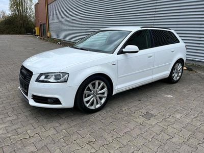Second-hand Audi A3 Sportback S-Line 160 CP (117 kW) 2011 Alb Hatchback