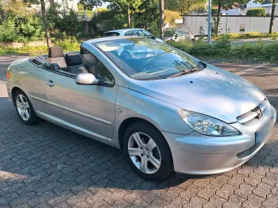 Gebraucht Peugeot 307 CC 110 PS (80 kW) 2004 Silber Cabrio