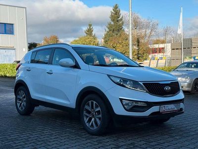 Weiß Gebraucht 2015 Kia Sportage Attract SUV | 12.500 € (Fairer Preis)