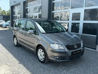 Gebraucht VW Touran 140 PS (102 kW) 2007 Grau Van / Kleinbus