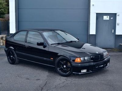 BMW 323 Compact