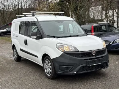 Używany Fiat Doblò 105 KM (77 kW) 2017 Biały Minivan