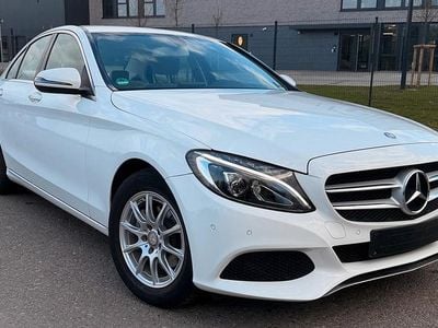 Gebraucht Mercedes C160 Avantgarde 130 PS (95 kW) 2017 Weiß Coupé