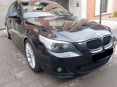 Schwarz Gebraucht 2005 BMW 545 M Sport Limousine | 12.500 €