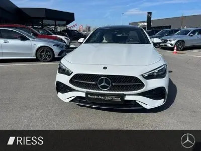 Gebraucht Mercedes CLE300 AMG 313 PS (230 kW) 2024 Manufaktur lack manufaktur opalithweiß bright Coupé