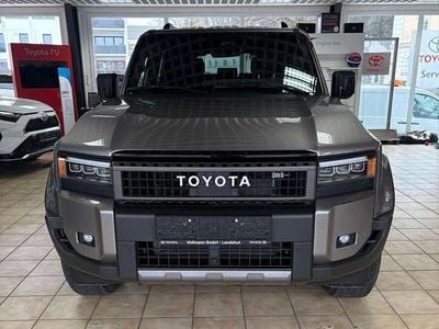 Neu Toyota Land Cruiser Executive 205 PS (150 kW) 2026 Avantgarde bronze me SUV