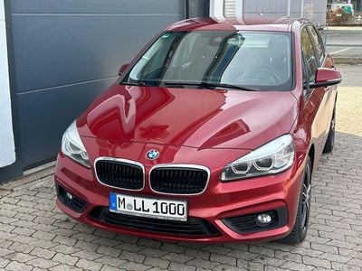 Gebraucht BMW 225 Advantage 231 PS (169 kW) 2016 Rot Kombi