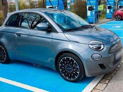 Gebraucht Fiat 500e Icon 86 kW (118 PS) 2022 Grau Limousine