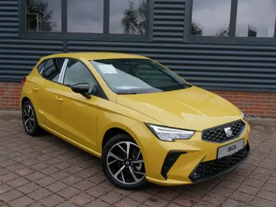 Neu Seat Ibiza FR 116 PS (85 kW) 2026 Gelb Kleinwagen
