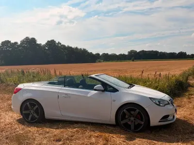 Gebraucht Opel Cascada 140 PS (102 kW) 2013 Weiß Cabrio