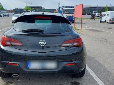 Opel Astra GTC