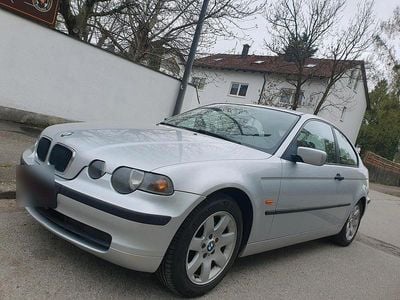 Second-hand BMW 316 116 CP (85 kW) 2002 Argintiu Hatchback