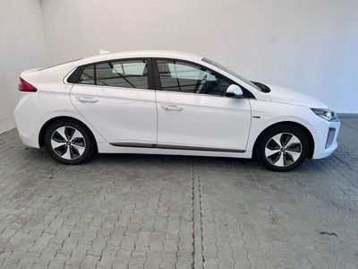 Gebraucht Hyundai Ioniq Premium 88 kW (120 PS) 2019 Weiß Kleinwagen