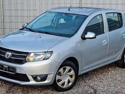 Gebraucht Dacia Sandero Lauréate 90 PS (66 kW) 2016 Silber Kleinwagen