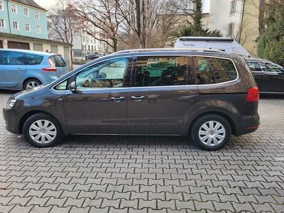 Gebraucht VW Sharan Cup 175 PS (128 kW) 2015 Braun Van / Kleinbus