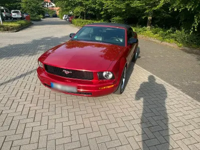 Gebraucht Ford Mustang GT 205 PS (150 kW) 2007 Rot Cabrio
