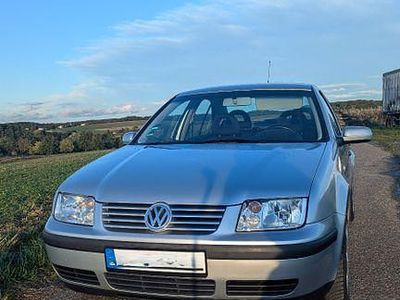 Gebraucht VW Bora Basis 116 PS (85 kW) 2000 Silber Limousine