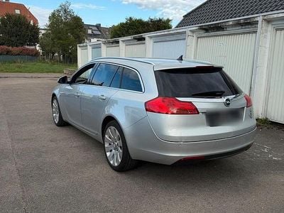 Usata Opel Insignia 140 CV (102 kW) 2009 Argento Station wagon