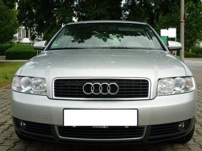 Gebraucht Audi A4 131 PS (96 kW) 2003 Silber metallic Limousine