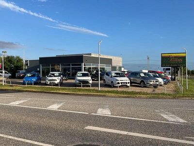 Grau Gebraucht 2021 VW Golf VIII Life Kombi | 16.800 € (Fairer Preis)