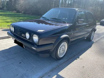 Używany VW Golf II 107 KM (78 kW) 1989 Purpurowy Hatchback
