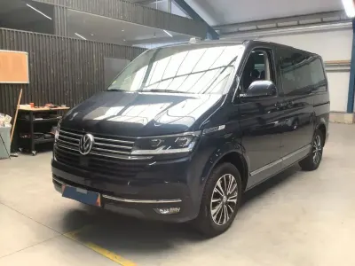 Używany VW T6.1 Highline 150 KM (110 kW) 2021 Niebieski Van