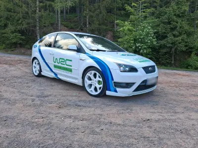 Gebraucht Ford Focus ST 226 PS (166 kW) 2007 Weiß Kleinwagen