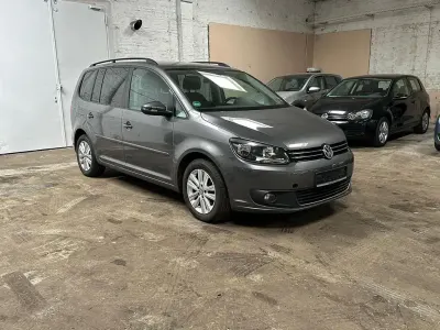 Gebraucht VW Touran 105 PS (77 kW) 2012 Grau Van / Kleinbus