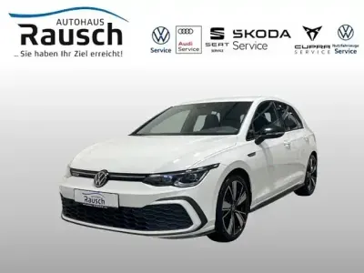 Używany VW Golf VIII GTD 200 KM (147 kW) 2022 Biały Sedan/Limuzyna