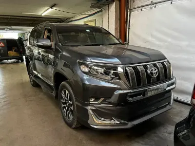 Gebraucht Toyota Land Cruiser Prado 231 PS (169 kW) 2013 Braun SUV