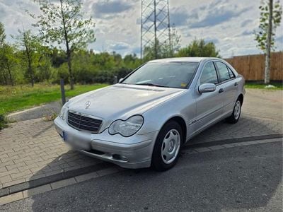 Mercedes C180