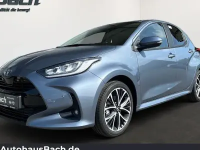 Gebraucht Toyota Yaris Hybrid 116 PS (85 kW) 2026 Grau Limousine