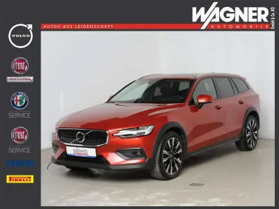 Gebraucht Volvo V60 CC 145 PS (106 kW) 2020 Kombi