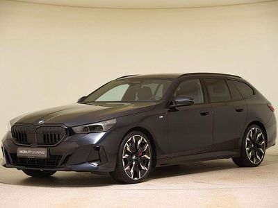 Gebraucht BMW 540 M Sport 286 PS (210 kW) 2025 Schwarz Kombi