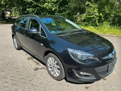 Gebraucht Opel Astra 165 PS (121 kW) 2014 Schwarz Kombi