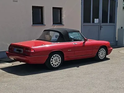 Gebraucht Alfa Romeo Spider 120 PS (88 kW) 1991 Rot Cabrio