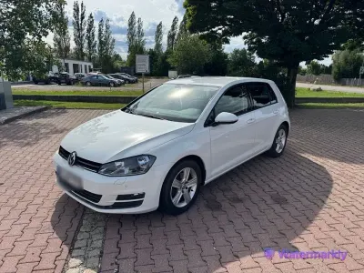 Gebraucht VW Golf VII Comfortline 125 PS (91 kW) 2013 Weiß Limousine
