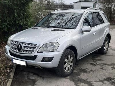 Gebraucht Mercedes ML320 224 PS (164 kW) 2009 Silber SUV
