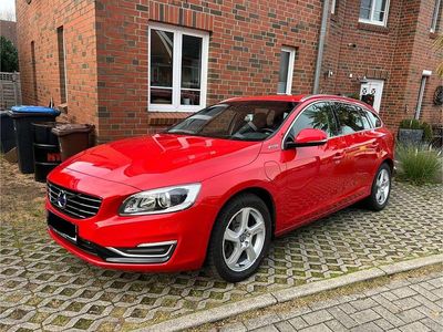 Usata Volvo V60 280 CV (205 kW) 2013 Rosso Station wagon