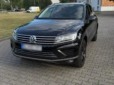 Gebraucht VW Touareg 204 PS (150 kW) 2016 Schwarz SUV