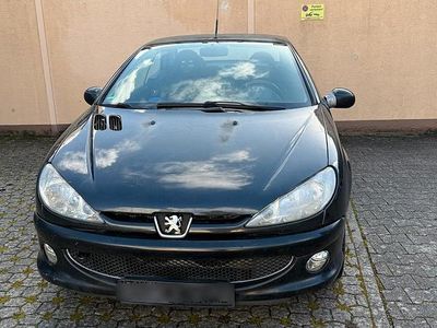 Schwarz Gebraucht 2004 Peugeot 206 CC Cabrio | 350 € (Guter Preis)