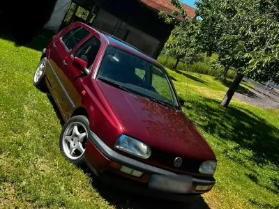 Gebraucht VW Golf III 75 PS (55 kW) 1992 Rot Kleinwagen