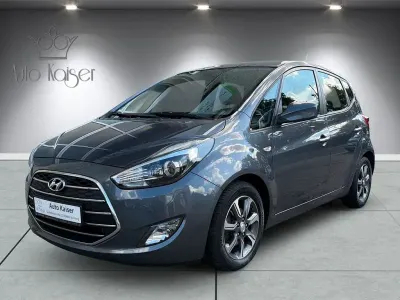 Gebraucht Hyundai ix20 Trend 116 PS (85 kW) 2017 Grau Kleinwagen